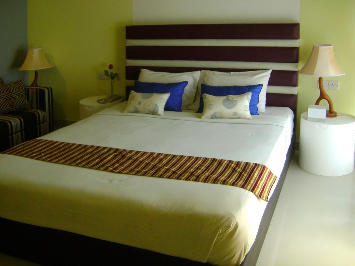 Resort Atlantis Dhaka Exterior photo